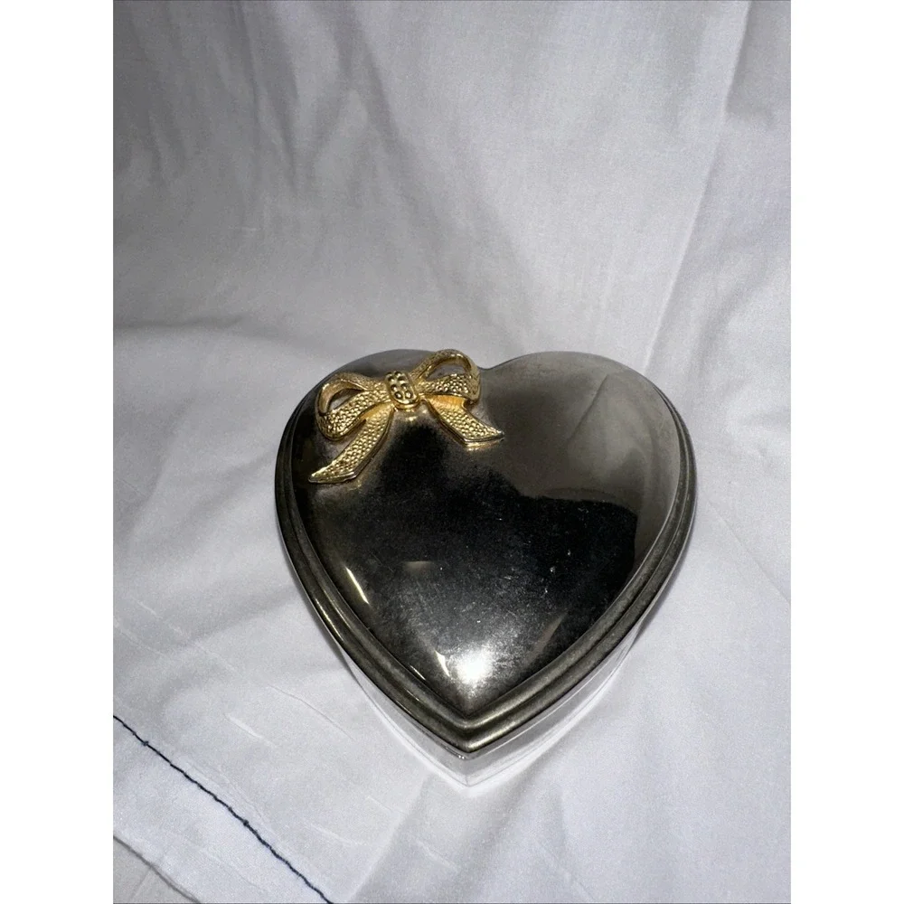 Silver Plated Lino‎ Heart Shaped Vintage Jewellery Box - Trinket